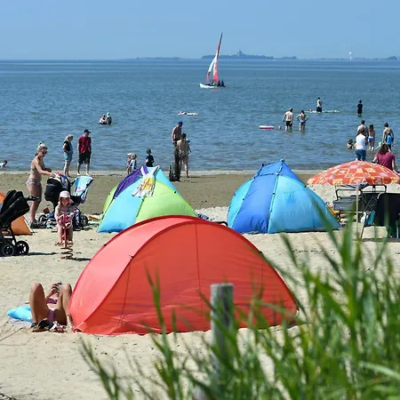 Strandhochhaus Sa11 *